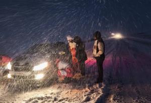 مدنی: ۷۰ خودرو از برف و کولاک در نقده رهاسازی شد