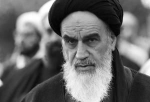 مقابله با تحریف امام؛ تکریم ماندگار