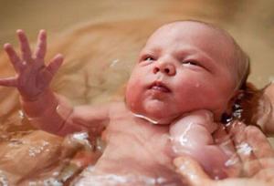 فراهم آمدن امکان «زایمان در آب» در آبادان