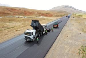 اجرای بیش از ۱۹۰۰ کیلومتر عملیات نگهداری در محورهای مواصلاتی فارس