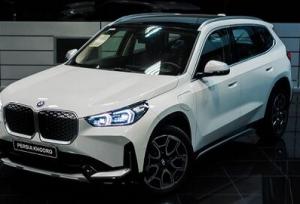 قیمت نهایی خودرو BMW IX1 در ایران اعلام شد