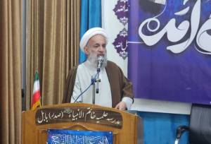 امام جمعه بابل: رهبر انقلاب ترسیم روشنی از ظهور را درقالب انقلاب به جامعه آموخت