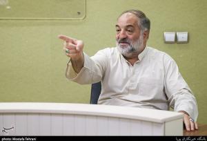 نریمان پناهی: پرچم امام حسین، کشور ما را از جنگها حفظ کرده است