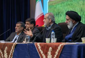 برای مشکلات معیشتی مردم دنبال مقصر بیرونی نباشیم