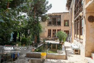 باید جنبش احیاء بناهای تاریخی در کشور راه‌اندازی شود