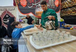 خادمان قرچک با ۴ موکب فعال، پذیرای زائران اربعین در عراق هستند