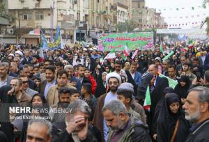 حضور مردم در راهپیمایی ۲۲ بهمن پیام اقتدار انقلاب اسلامی بود