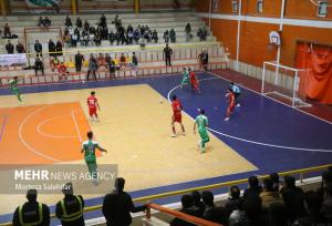 تیم فوتسال بهشتی سازه گرگان مغلوب صدرنشین اصفهانی شد
