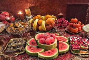 یلدا روی سفره سلامت؛ ارزش غذایی خوراکی‌های شب چله