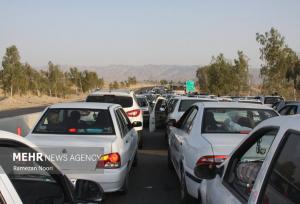 آخرین وضعیت تردد جاده‌ها؛ ترافیک در جاده چالوس و هراز سنگین است