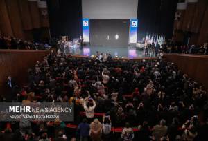 مراسم روز فناوری فضایی با حضور وزرای ارتباطات و دفاع برگزار شد