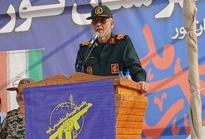 فرمانده دوران دفاع مقدس: مأموریت بسیج پیاده سازی گام دوم انقلاب است