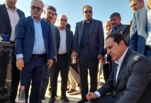 ادای احترام استاندار ایلام به شهدا در آبدانان