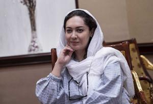 بهت نیکی کریمی از شنیدن قیمت مرسدس بنز در ایران