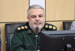 فرمانده سپاه خارگ: خدمت فرهنگیان در جزیره جهادگونه و نیازمند حمایت است