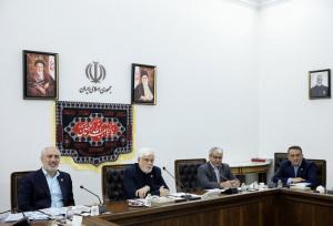 عارف:  اقتصاد دانش بنیان نباید درگیر نظام بروکراتیک شود