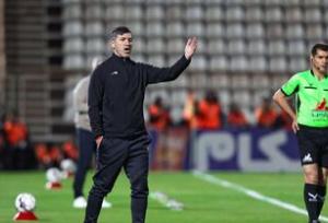 کریم باقری خیلی شیک پاسخ بیانیه تراکتوری‌ها را داد