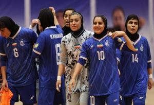 استقلال به دنبال بازگشت به صدر/گلبرگ در تلاش برای حفظ صدرنشینی