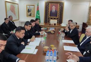 نوری: «مختوم‌قلی فراغی» پیوند فرهنگی خراسان شمالی و آخال ترکمنستان است