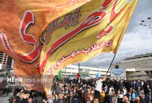 حضور گسترده مردم در اجتماع منتظران ظهور در مشهد