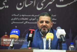 ملت ایران و جبهه مقاومت باید پشت سر رهبر انقلاب حرکت کنند