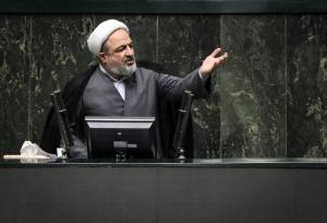 از جیب هر ایرانی ۸۰ میلیون تومان دزدیده می‌شود!