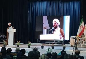 امام جمعه اهر: کتاب، استمرار بلندترین و ماندگارترین معجزه الهی است