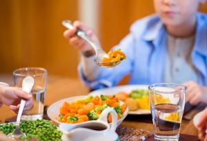 آیا مشکل طعم غذا از آبِ شهری شروع می‌شود؟