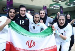 وقتی هندبال مردان ایران از زنان عقب می افتد!