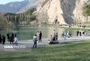 حل مشکل کمبود راهنمای گردشگر در ۳۰ محوطه تاریخی کرمانشاه