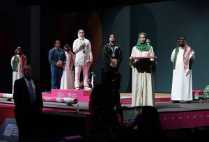 مهسا بهشتی: خودم درس می‌خوانم و دکتر می‌شوم!