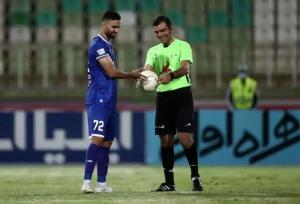 منصوریان، داور دیدار استقلال - گل‌گهر