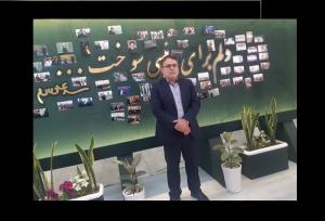 بازدید قائم مقام نمایشگاه کتاب از غرفه شهید رئیسی