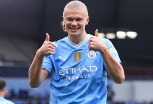 سورپرایز بامزه بچه‌غول برای کودکان انگلیس