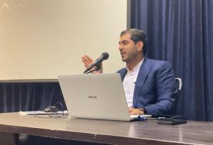 بررسی چالش‌های حقوق مالکیت فکری در آثار تولیدشده توسط هوش مصنوعی