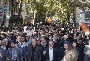 فرمانده سپاه لرستان: حضور نوجوانان در تشییع پیکر شهدای گمنام نشان از تداوم فرهنگ ایثار در نسل جدید دارد