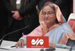 لحظه فرار نخست وزیر بنگلادش با یک بالگرد به هندوستان
