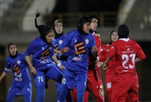 جمعه داغ تهران با جدال پرسپولیس و ایستا؛ تلاش گل گهر برای رسیدن به صدر