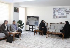 دیدار دبیرکل حزب موتلفه اسلامی با خانواده سردار شهید حاجی زاد