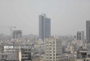 هشدار طوفان گرد و خاک در شرق کشور؛ گرمای بی‌سابقه ادامه دارد