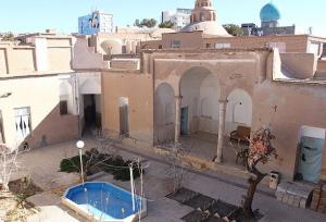 خانه تاریخی هادوی درحصار قراردادهای اداری