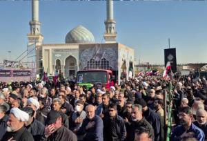 بدرقه ۷ شهید گمنام با حضور گسترده مردم قم