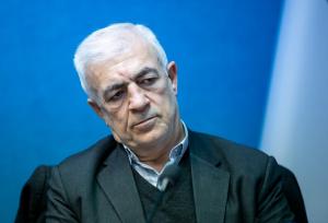 بهاروند: دولت باید سهم قانونی خود در حوزه بیمه قالیبافان را پرداخت کند