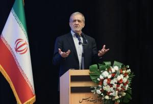پزشکیان: اگر نخبگان به میدان بیایند دشمن هیچ غلطی نمی‌تواند بکند