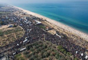 شکست صهیونیست‌ها در کوچ اجباری فلسطینیان؛ بازگشت صدها هزار نفر به شمال غزه