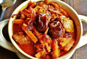 طرز تهیه خورش هویج به روش اصیل تبریزی