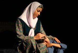 یک نویسنده کتاب کودک: قصه‌گویی مادر در انتقال فرهنگ به کودک، نقشی مؤثر دارد