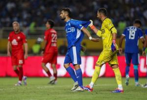 چرا مربی پرسپولیس پیراهن آدان را گرفت؟