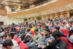 دانشگاه دامغان ۶۰۰ دانشجوی خارجی دارد