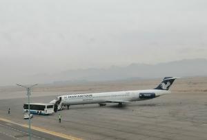 فرود اضطراری هواپیمای بندر عباس، در فرودگاه یزد